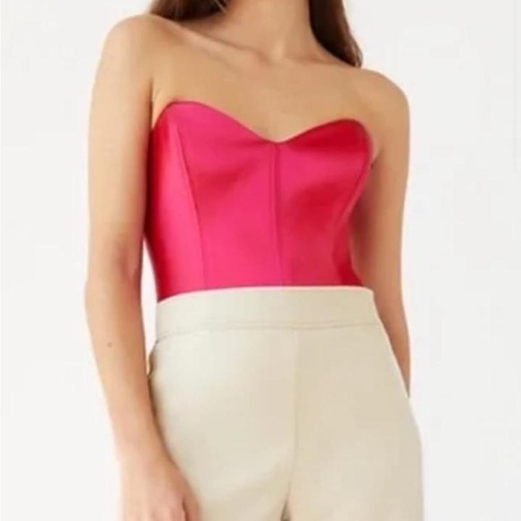 NWT Aritzia Babaton Blaze Pink Satin Bodysuit - Picture 2 of 9